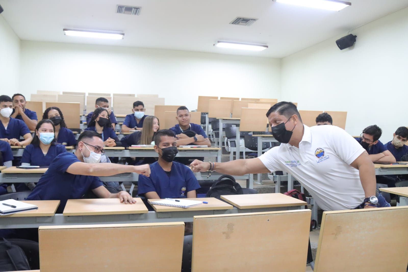 Rector Pablo Vera: “Vivan y disfruten la Universidad, valórenla y aprendan”