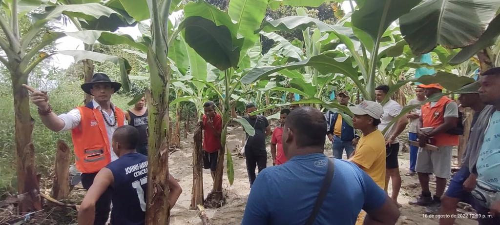 En Zona Bananera, Rio Sevilla se desborda y afecta a más de 50 familias