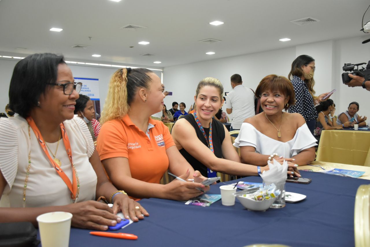 Que la tecnología sirva para proteger de los violentos a la mujer en Santa Marta