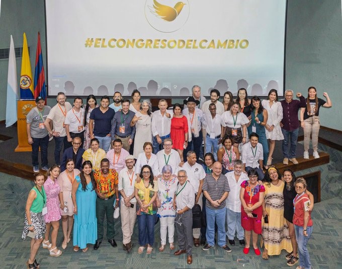 Petro y la bancada del Pacto Histórico: Ecos de su encuentro en Santa Marta