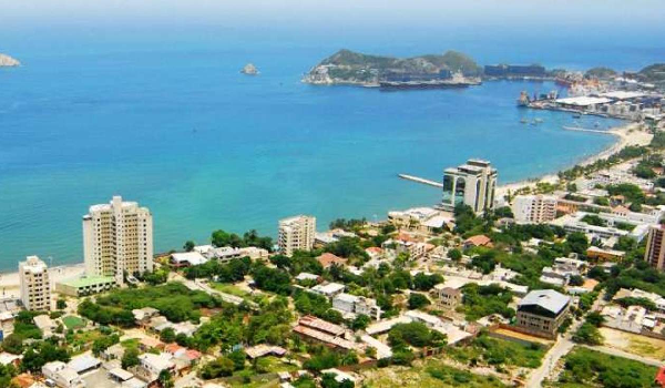Santa Marta, la ciudad más deseada, hasta los trancones hacen parte de su magia  