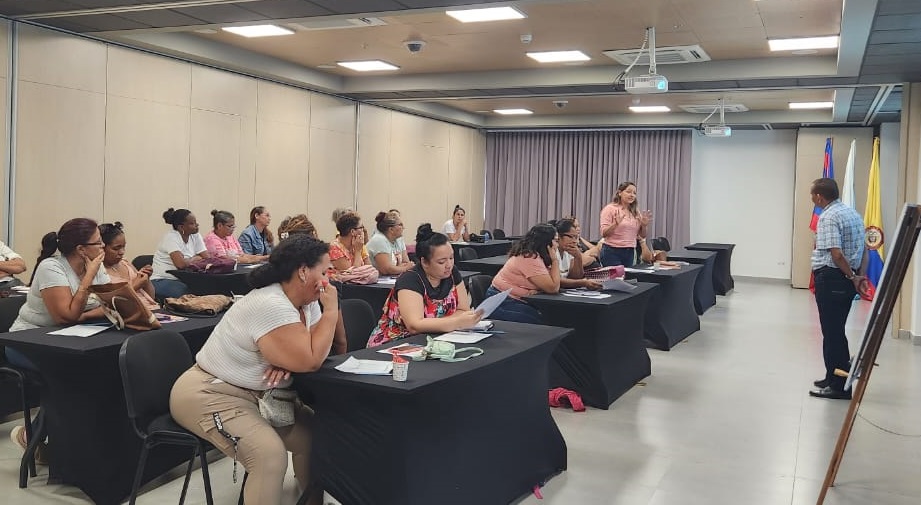 Fundemicromag inició formación empresarial a mujeres emprendedoras del Proyecto A.L.M.A.S