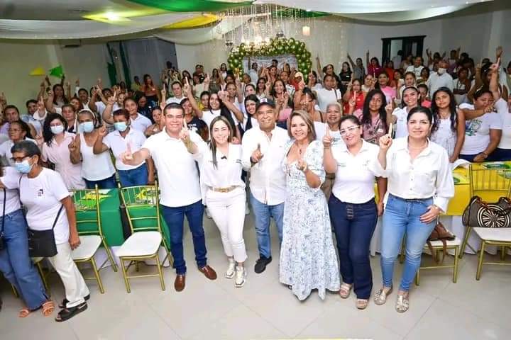 Mujeres de Ciénaga le dicen SÍ a Carlos Padilla para construir juntos el gobierno