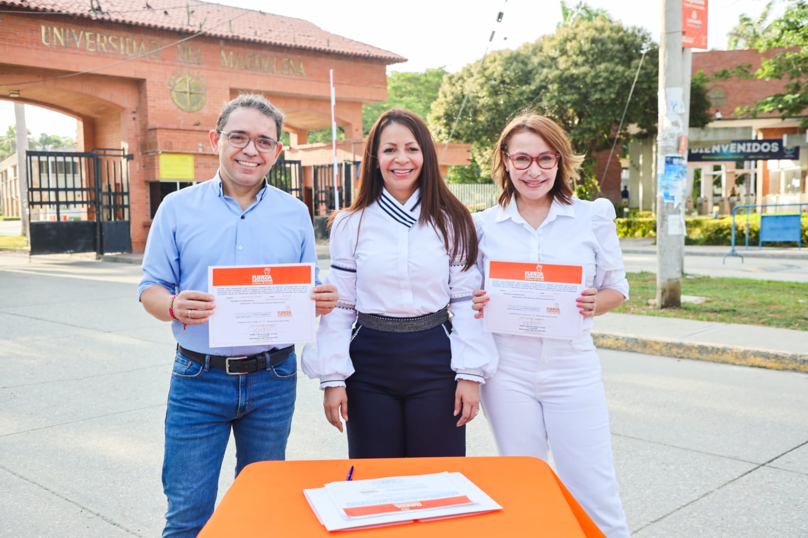 Rafael Martínez y Patricia Caicedo ya tienen aval de Fuerza Ciudadana