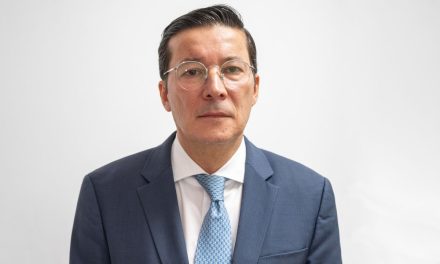 Se quedó Jota Vives, el nuevo registrador nacional es Hernán Penagos Giraldo