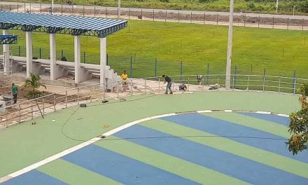 Alcalde Checho Serrano se despide inaugurando dos obras para el deporte