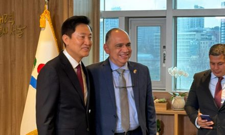 Así fue la agenda del alcalde Carlos Pinedo en su primer día en Corea del Sur