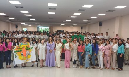 ¡Niñas no dejen de soñar, disciplina y empeño, amor propio, liderazgo y fe!