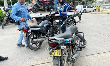 Alcaldía busca acabar con el juego de la ilegalidad ante un semáforo