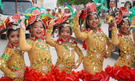 Desfile Folclórico Infantil un gran espectáculo lleno de la gracia y el talento de nuestros niños y jóvenes