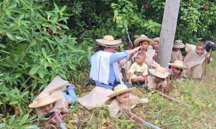 En la vereda Mengajo un Día Patrio para admirar e imitar