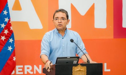 Tras conjurar un inminente cierre de vía, gobernador llama al dialogo a comunidades serranas