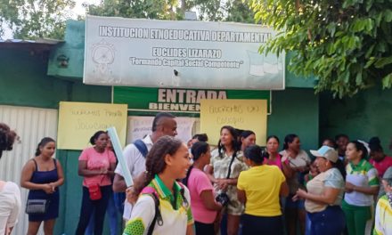 Cacerolazo de la ruralidad contra el INEDEL