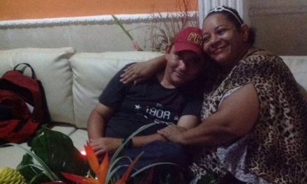 Honores a Filomena Vanegas la mamá de Hamlet Lombardi