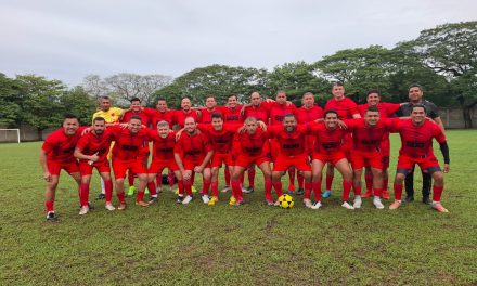 Emoción y Talento en la cancha: Bureche y Bilingüe dan espectáculo
