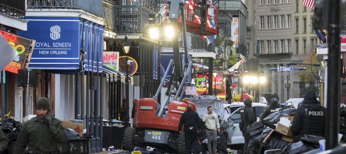 El autor del atropello en EE. UU. que causó 15 muertos tenía una bandera del yihadista