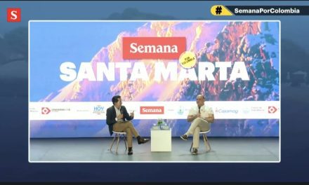 Alcalde Carlos Pinedo le habló a SEMANA del presente y futuro de Santa Marta