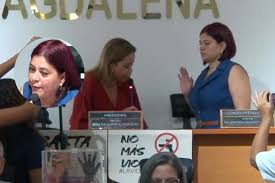 “Estamos frente a una mesa directiva que engaveta proyectos y es dictatorial a pesar de lo ilegal”: Diputados