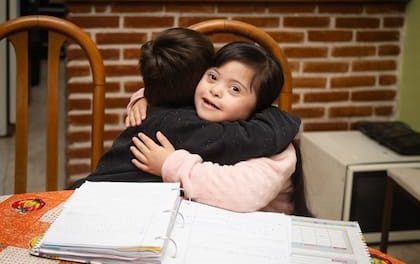 Alejandra Santos impulsa debate sobre educación inclusiva para niños y adolescentes neurodiversos en Santa Marta