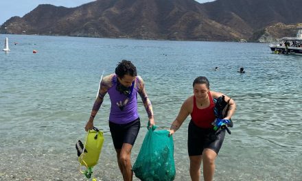 Después de la segunda jornada de limpieza en Taganga, los buzos y apneístas piden la tercera