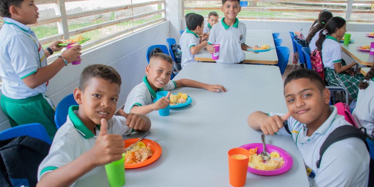 En 28 municipios las raciones del PAE del Cambio, llegan calientes y puntuales