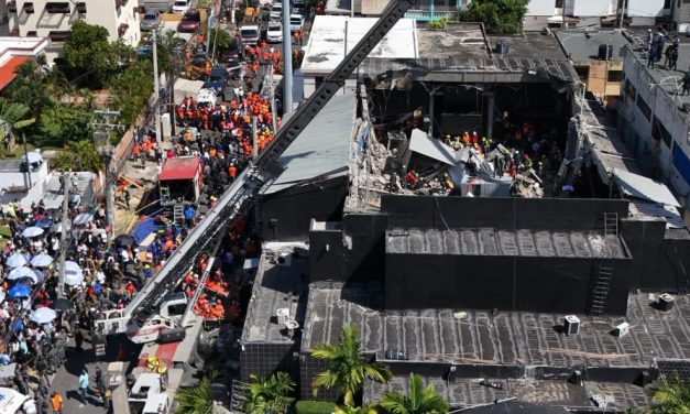 La tragedia de Santo Domingo ya deja 113 muertos