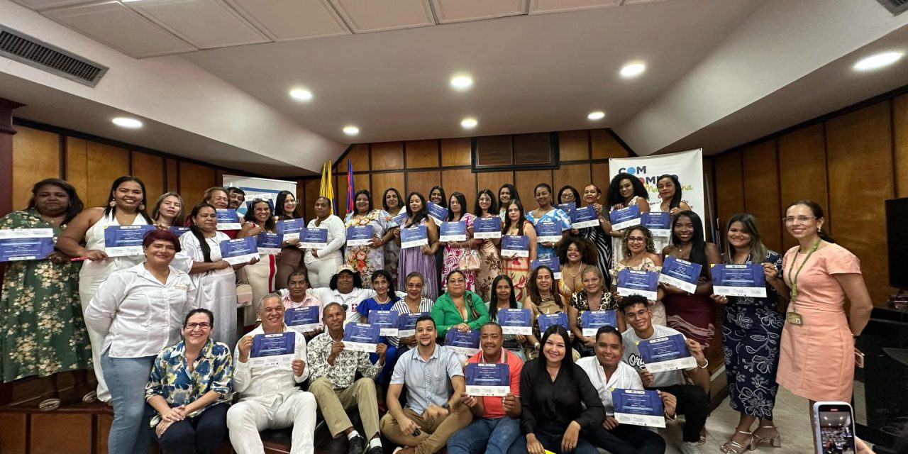 En la U se formaron 42 lideres tras alianza con Terlica, Grupo DAABON y Pro Santa Marta Vital