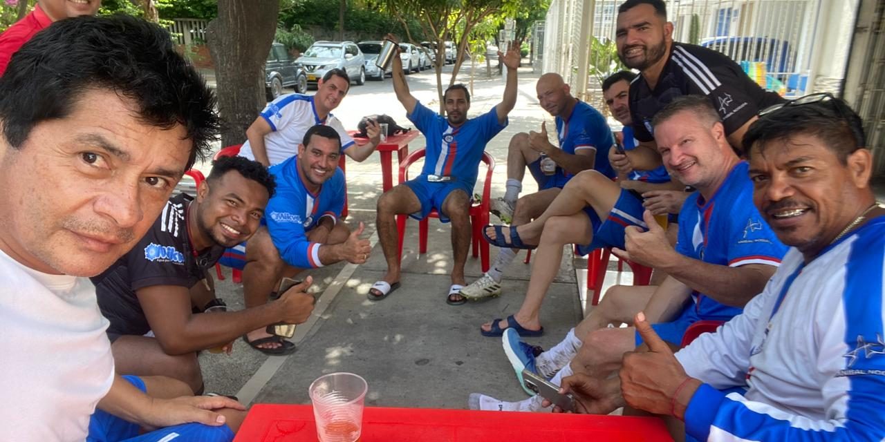 A punta de trabajo Bilingüe gana a la presentación y Ateneo a Divino Jesús