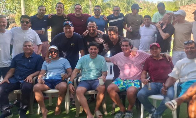 Última Fecha de cara al octogonal del Torneo Inter-Padres: Honor y fútbol