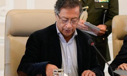 El regalo de Petro a sus seguidores en el Día del Trabajo, radicar la ‘Consulta Popular’ ante el Senado 