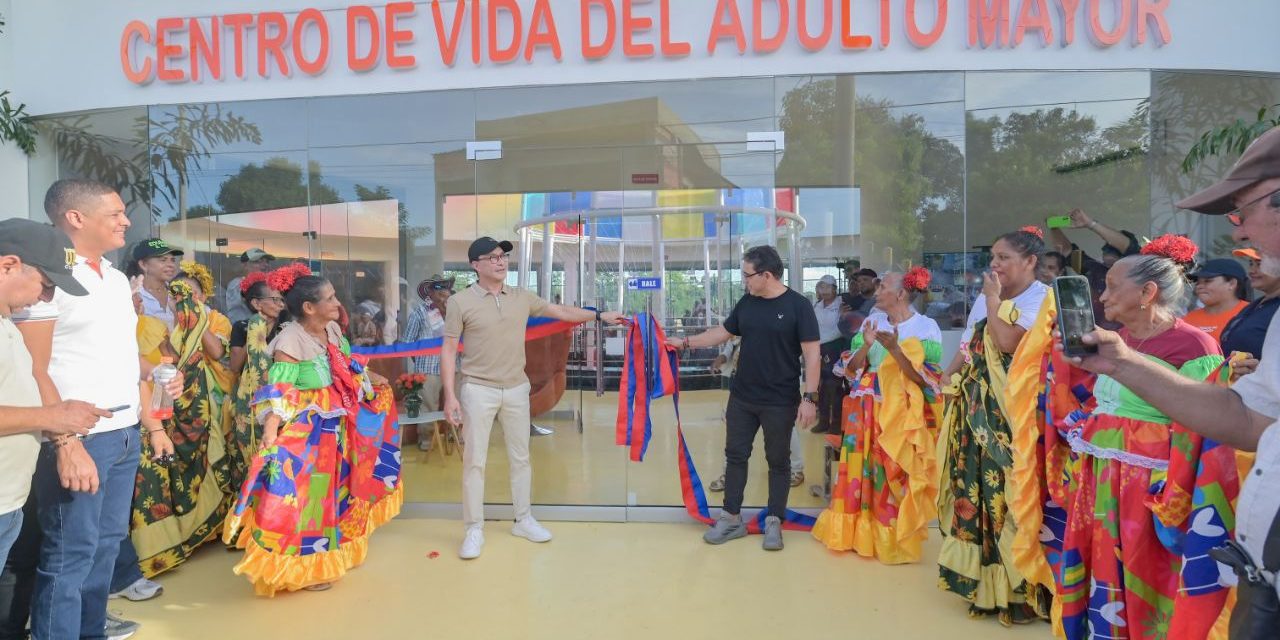 Con un discurso directo y vehemente Martínez y Caicedo entregan Centro de Vida en El Banco