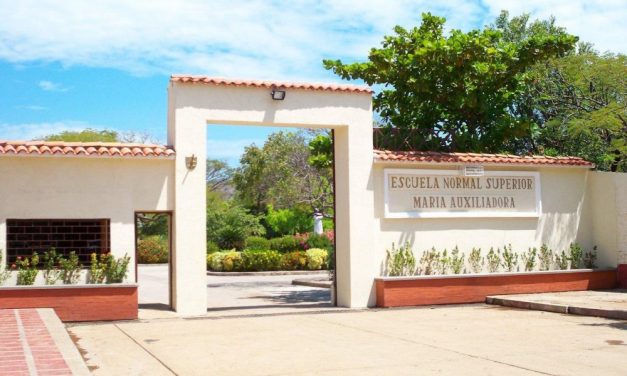 Alcaldía distrital llega en auxilio de la IED Normal Superior de señoritas