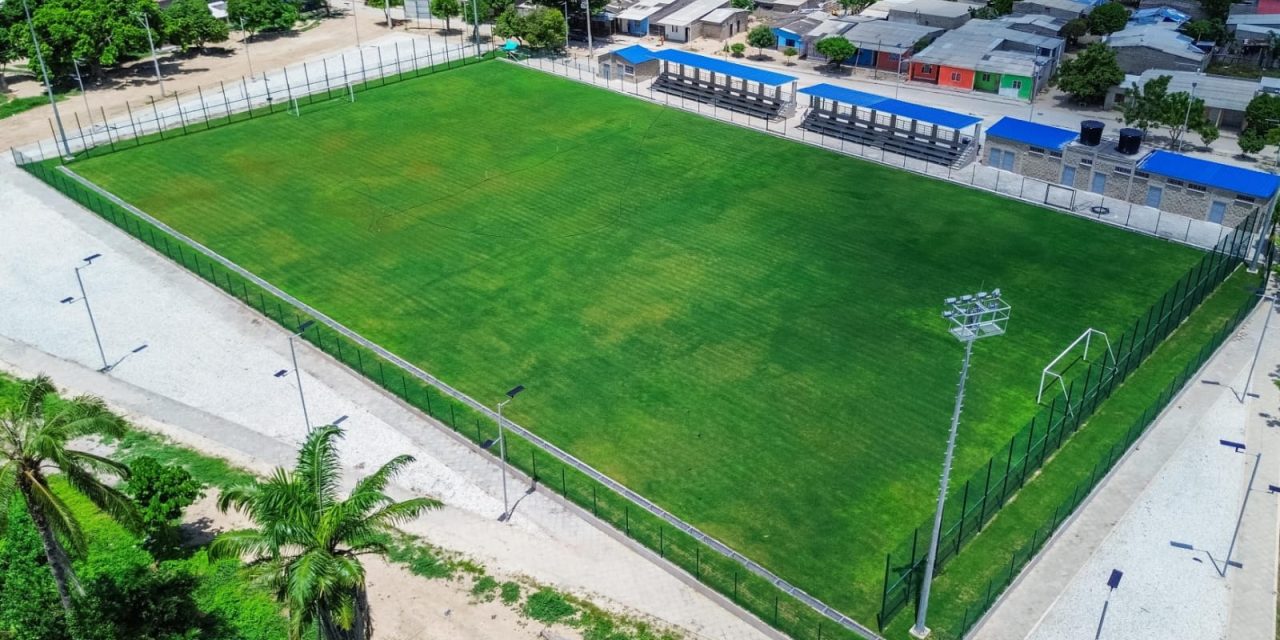 Cancha Finel De Los Ríos, la lucha que dio como resultado un escenario histórico para el fútbol