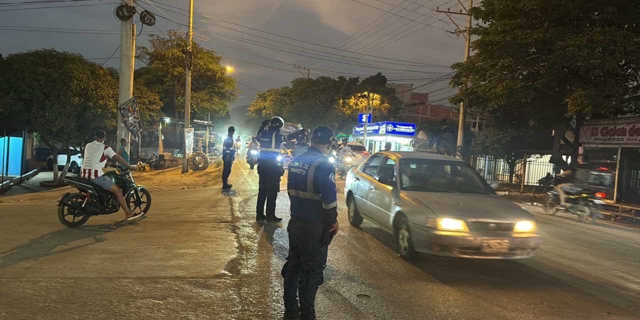 Alcaldía y Policía despliegan operativo especial que garantizan seguridad vial en la época de vacaciones