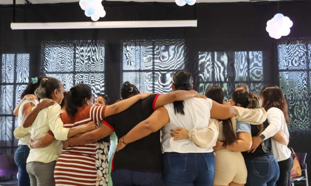 Alcalde Pinedo impulsa acciones que empoderen a la mujer víctima de violencia de género