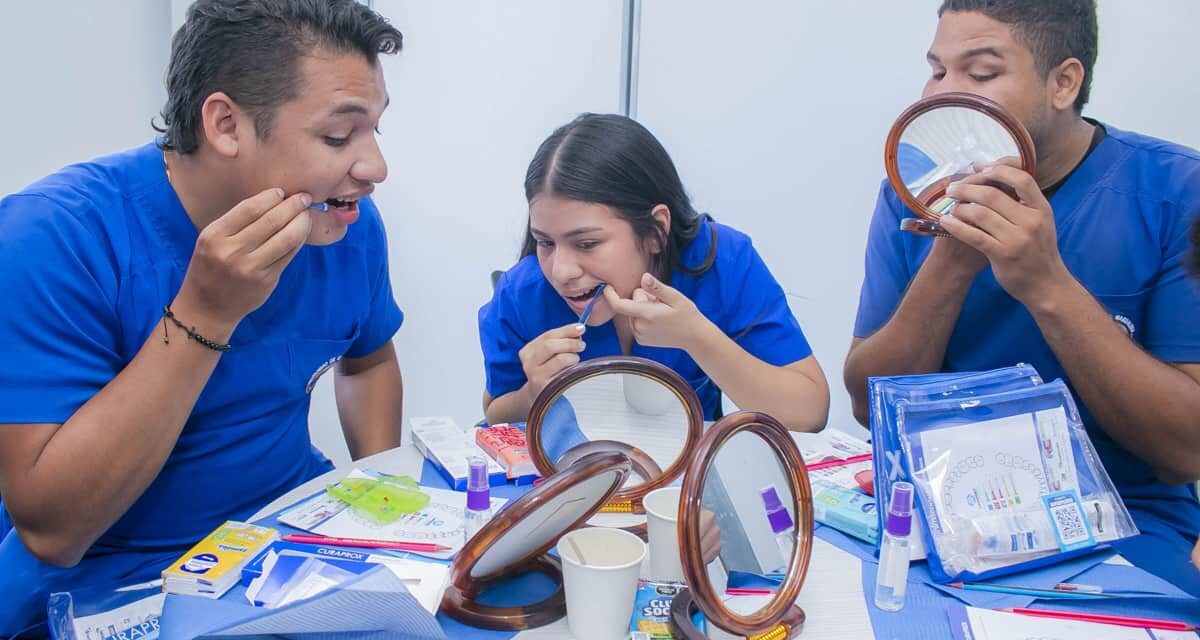 UNIMAGDALENA impulsa educación preventiva en odontología con filosofía iTOP