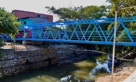 Gobierno Pinedo anuncia que puente de Villa Leidy marca el inicio de más de 100 obras para la ciudad
