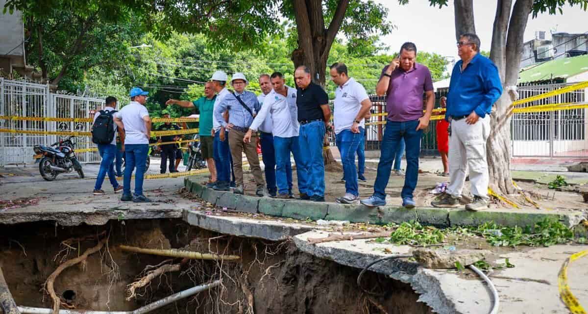 Recurrente hundimiento del pavimento en Villas de Alejandría, lleva al alcalde Pinedo anunciar declarar emergencia para que haya solución definitiva