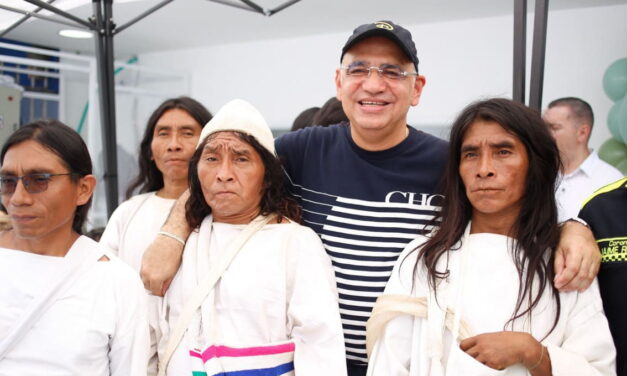 Desde la Alcaldía se tejen historias con  hermanos mayores