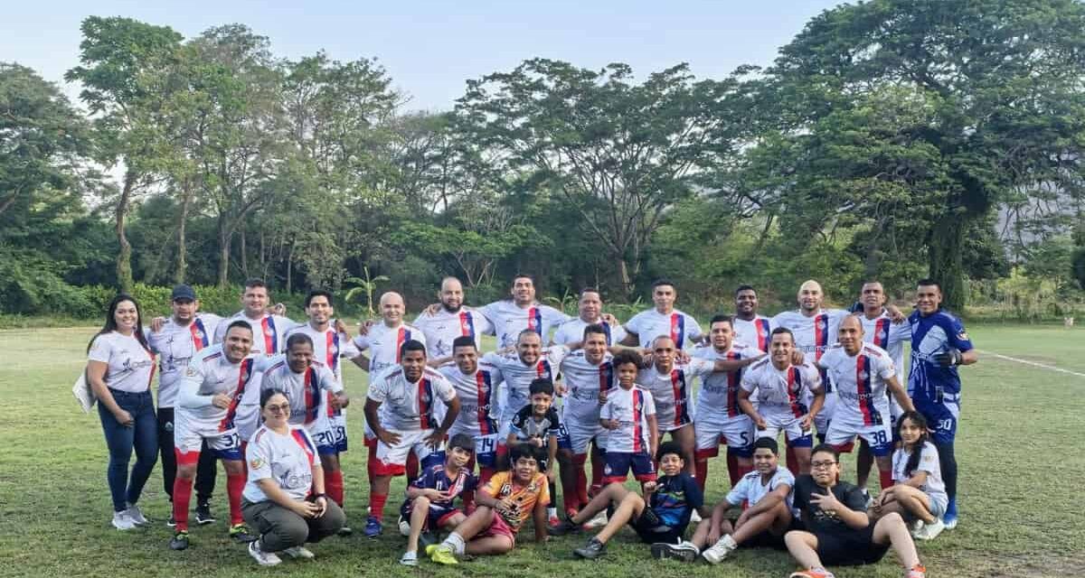 Torneo Inter-Padres: goleada, partidos apretados, empates y buen fútbol de primera fecha
