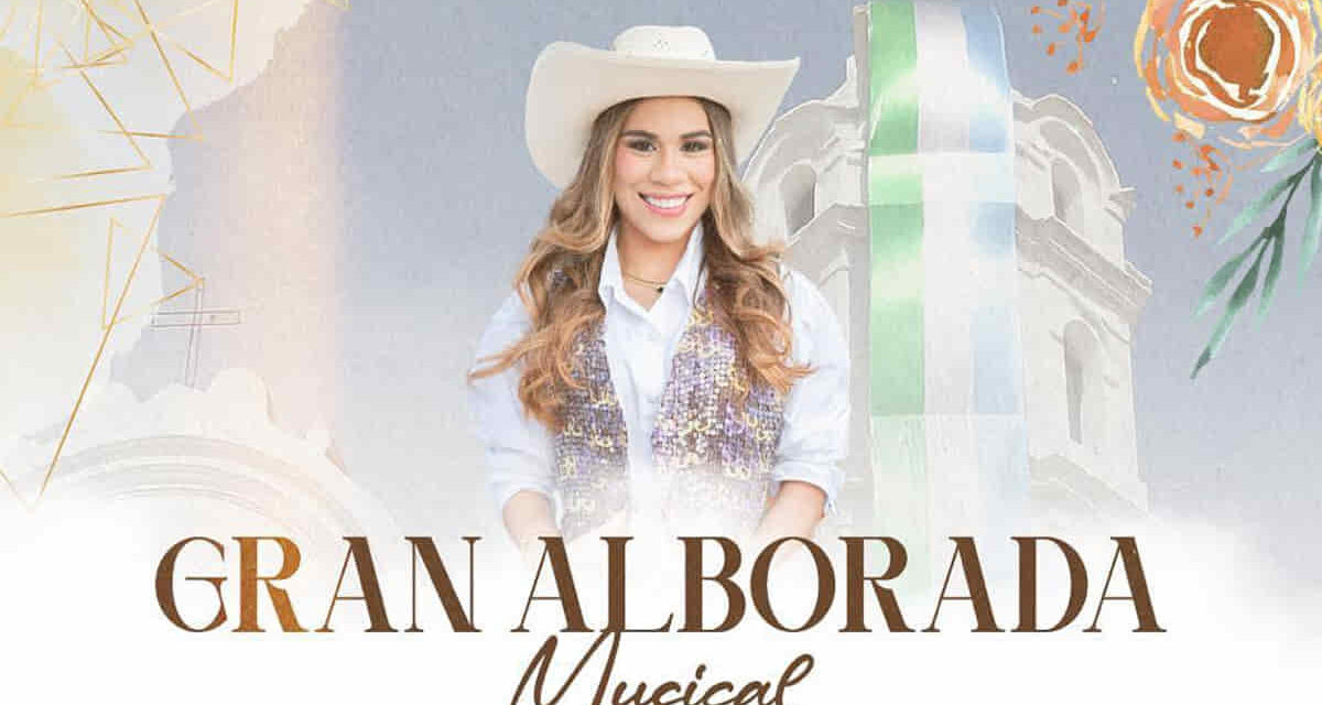 Con una gran alborada musical y coronación de la Reina empieza la Fiesta Patria de Fundación