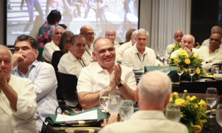 Alcaldía y Universidad Externado fortalecen lazos académicos en encuentro de abogados del Caribe