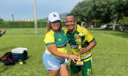 Robert Rivera y los goles que van al cielo en el Torneo Inter-Padres