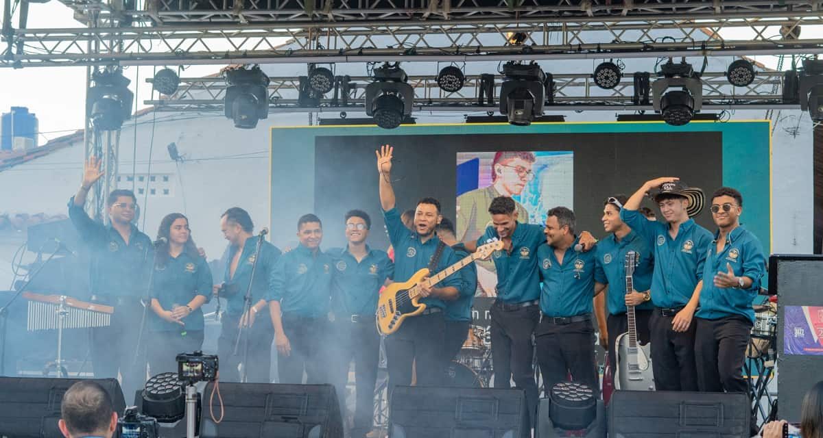 Orgullo UNIMAGDALENA: Ensamble Carpe Diem deslumbra en el Festival Internacional de Jazz de Mompox 2025