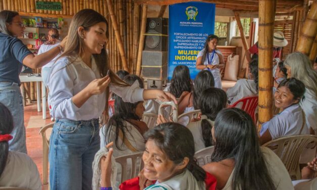 En Ciénaga de la tradición al emprendimiento: Alcaldía impulsa a mujeres indígenas