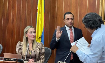 Senador Carlos Mario Farelo elegido  presidente de la Comisión de Derechos Humanos