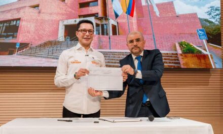 Carlos Caicedo por una Colombia Federal y con una izquierda con resultados pone en ruta su aspiración presidencial
