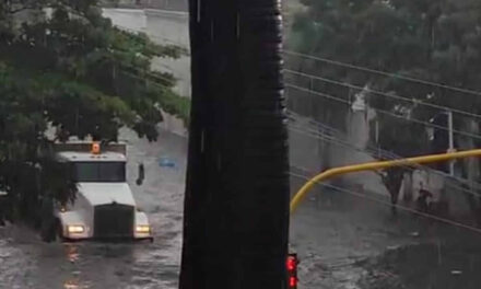 Aguacero provocado por el paso de la ‘Onda Tropical 98L’ por poco desbarata a Santa Marta