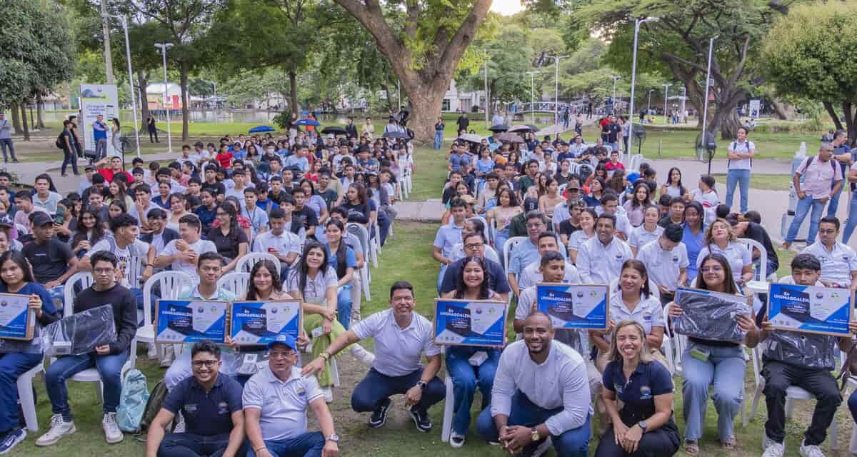 «No tener con que comprar un computador es una limitantes que quedó atrás»: María Fernanda, Enna Paola y Gabriela