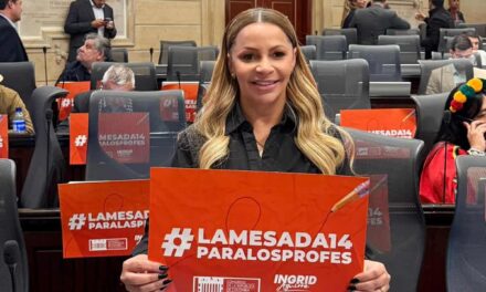 Ingrid Aguirre lideró triunfo para la educación, aprueban en segundo debate, la mesada 14 para maestros pensionados